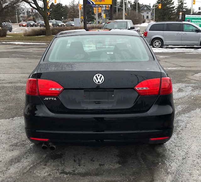 2013 Volkswagen Jetta Sedan Comfortline Avenues Sales & Leasing